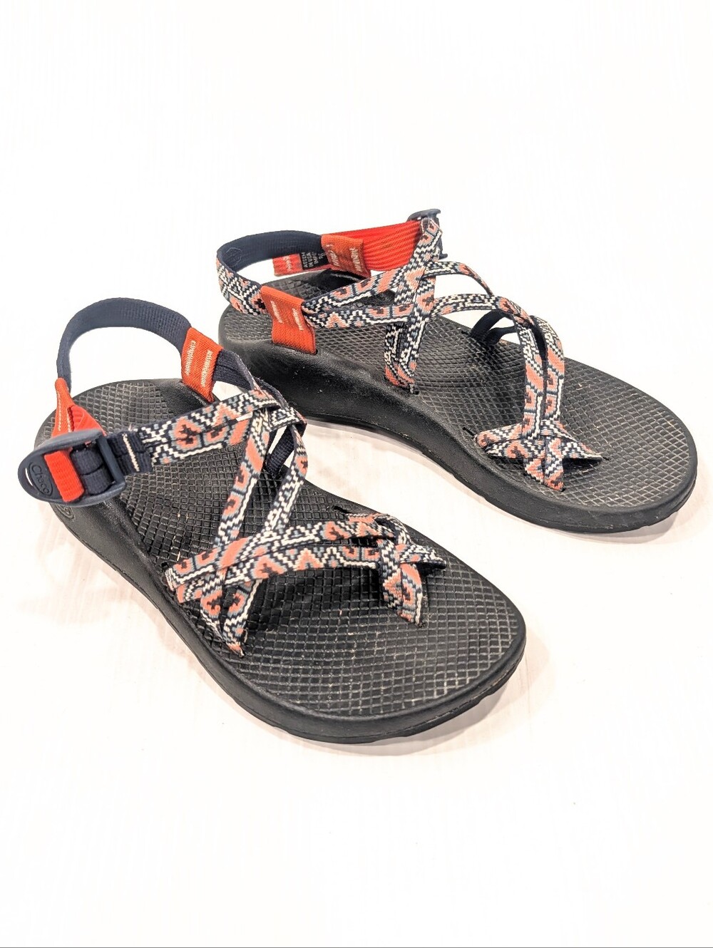 CHACO Women’s Outdoor Strappy Sandals Navy And Coral Aztec Size 9